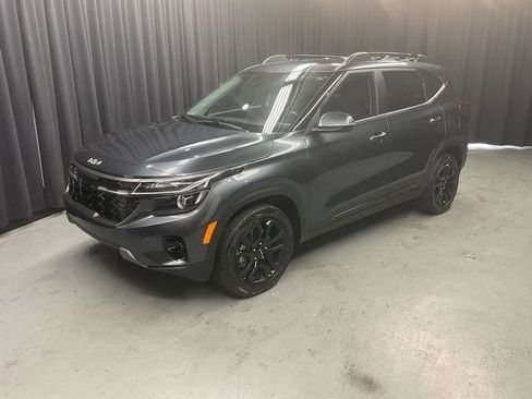 Used 2024 Kia Seltos X-Line AWD/4WD image 3