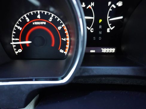 Used 2013 Toyota Highlander FWD w/ Cold Weather Pkg image 26