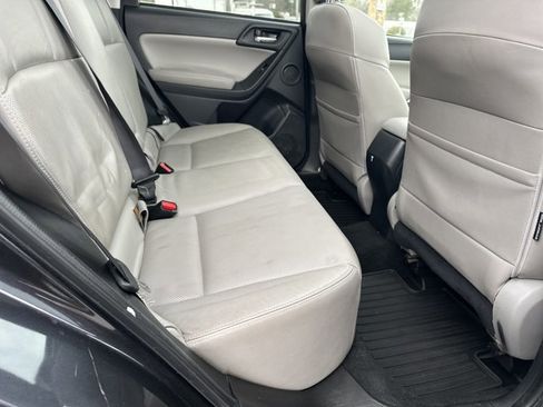 Used 2015 Subaru Forester 2.5i Touring w/ Eyesight & Navigation System image 18