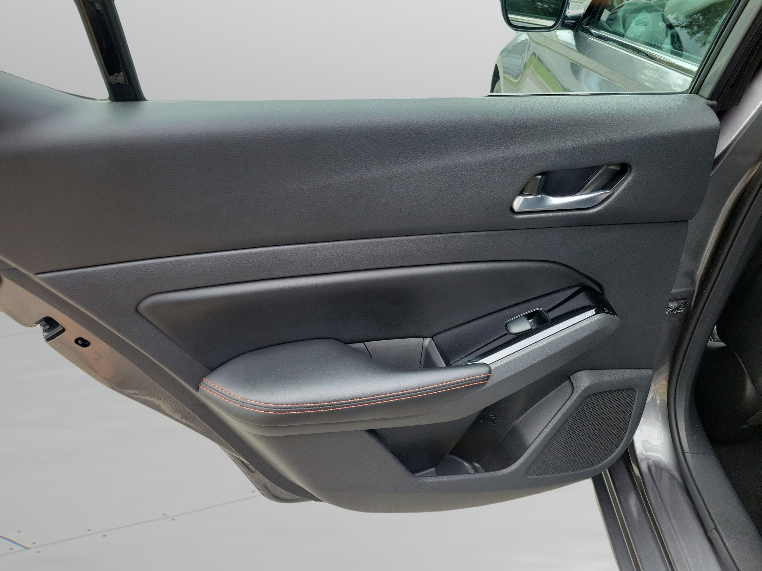 Certified 2023 Nissan Altima 2.5 SR FWD image 6