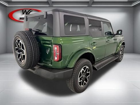 New 2025 Ford Bronco Outer Banks image 7