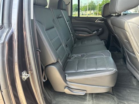 Used 2015 GMC Yukon XL Denali w/ Touring Package AWD/4WD image 40