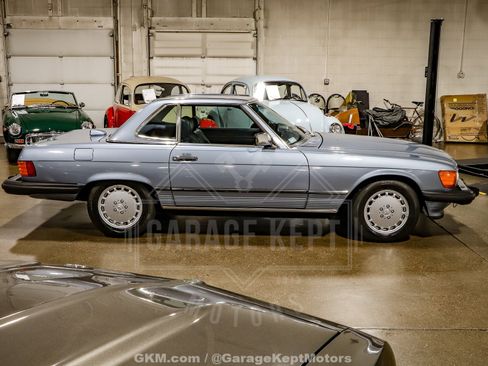 Used 1986 Mercedes-Benz 560 SL image 14