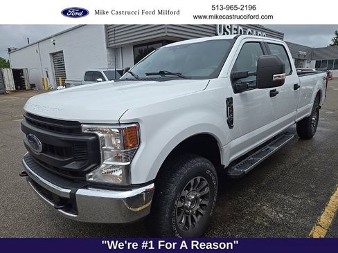 Used 2022 Ford F250 XL w/ Power Equipment Group AWD/4WD image 3