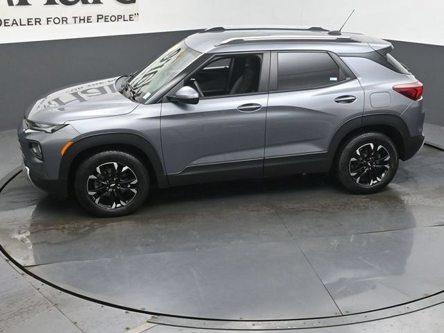 Used 2022 Chevrolet TrailBlazer LT FWD image 58