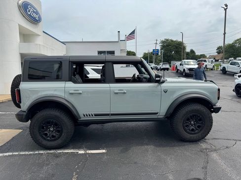 Used 2021 Ford Bronco First Edition AWD/4WD image 4