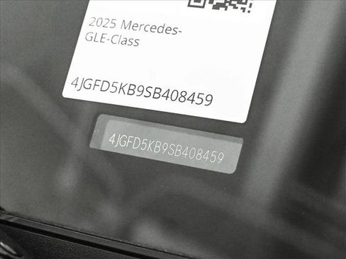 Certified 2025 Mercedes-Benz GLE 450 4MATIC Coupe image 27