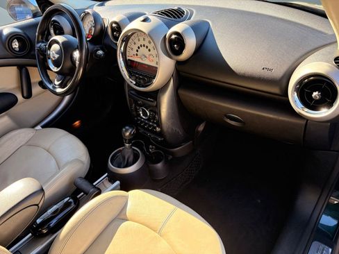 Used 2011 MINI Cooper Countryman S image 28