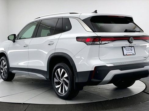 New 2026 Volkswagen Tiguan S image 4
