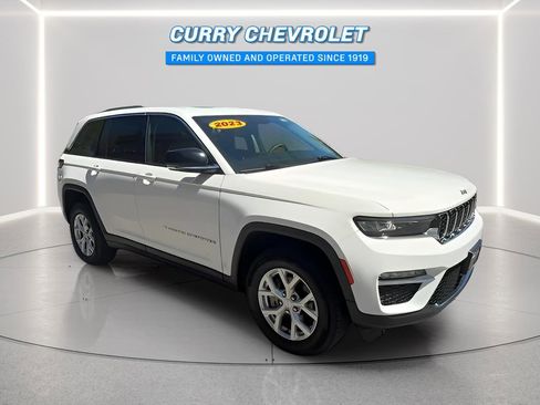 Used 2023 Jeep Grand Cherokee Limited AWD/4WD image 1