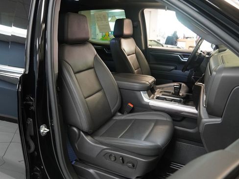 Used 2024 Chevrolet Silverado 1500 LTZ w/ LTZ Premium Package AWD/4WD image 26