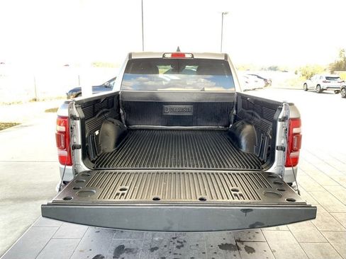 Used 2024 RAM 1500 Laramie image 16