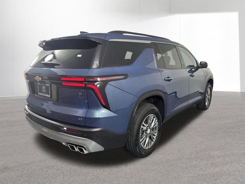 Used 2024 Chevrolet Traverse LT w/ LPO, Floor Liner Package FWD image 35