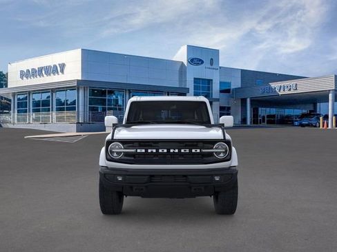 New 2026 Ford Bronco Outer Banks image 6