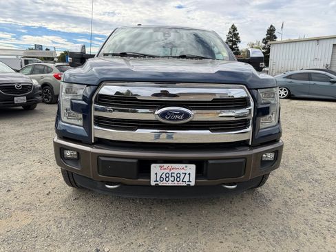 Used 2015 Ford F150 Lariat w/ Equipment Group 502A Luxury AWD/4WD image 8