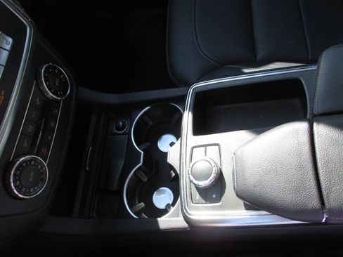 Used 2015 Mercedes-Benz ML 350 4MATIC image 49