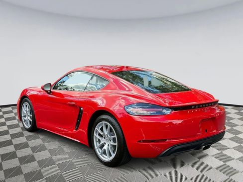 Used 2024 Porsche 718 Cayman image 4