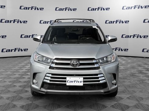 Used 2018 Toyota Highlander Limited Platinum AWD/4WD image 9