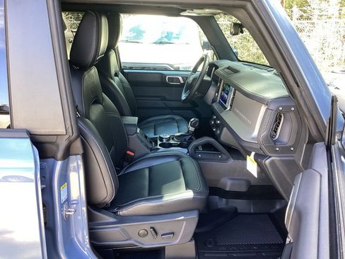 New 2025 Ford Bronco Outer Banks w/ Sasquatch Package AWD/4WD image 35