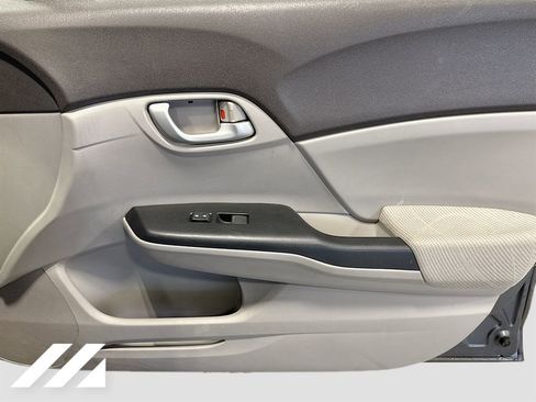 Used 2012 Honda Civic HF image 28