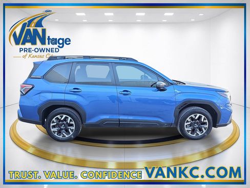 Certified 2026 Subaru Forester Premium image 5