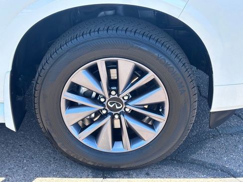 Certified 2026 INFINITI QX80 Pure w/ Cargo Package RWD image 8