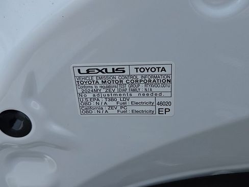Used 2024 Lexus RZ 450e Premium w/ Accessory Package (Z1) AWD/4WD image 24