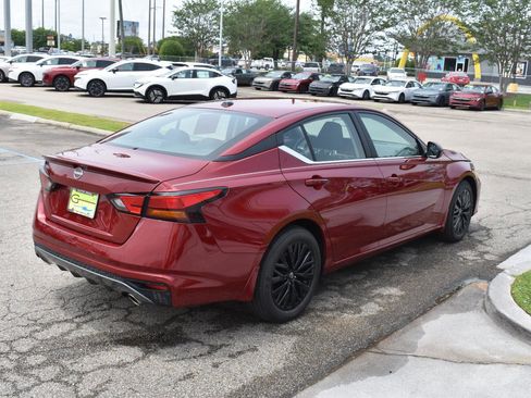 Certified 2026 Nissan Altima 2.5 SV w/ SV Special Edition Package FWD image 9