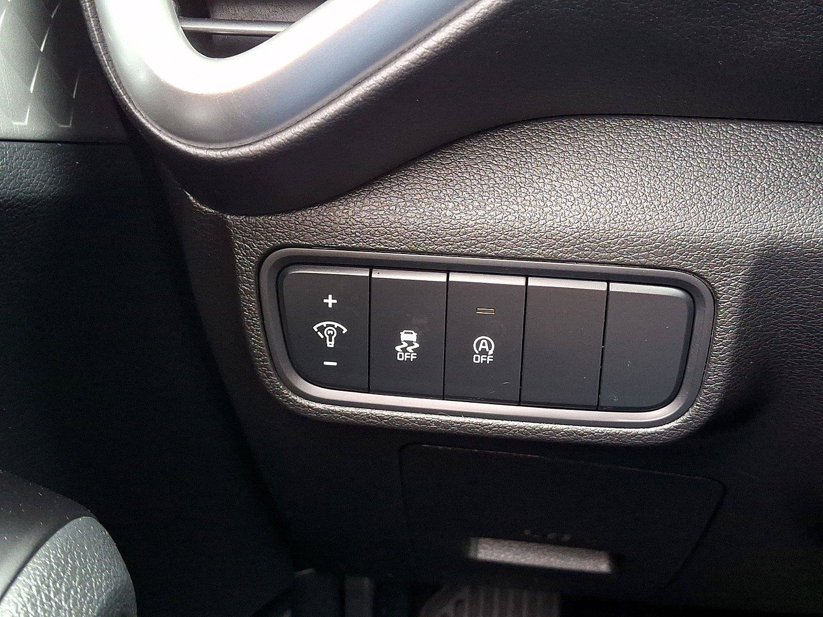 Used 2023 Kia Soul LX w/ Option Group 015 FWD image 26