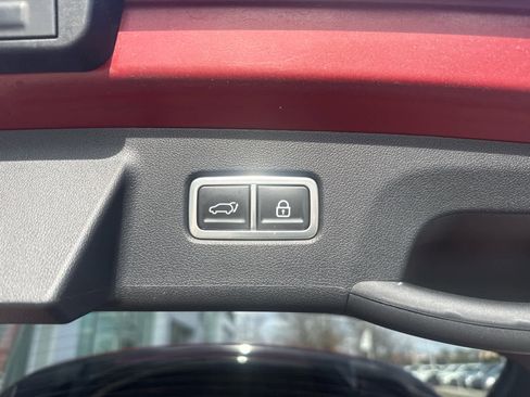 Used 2023 Kia Sorento SX image 24