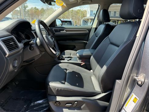 Used 2021 Volkswagen Atlas SE AWD/4WD image 12