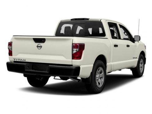 Used 2017 Nissan Titan S image 2