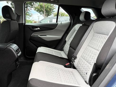 Used 2024 Chevrolet Equinox LS FWD image 9
