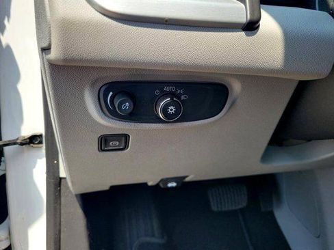 Used 2019 GMC Terrain SLE w/ Driver Convenience Package image 21