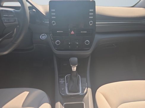 Certified 2022 Hyundai Ioniq SEL FWD image 13