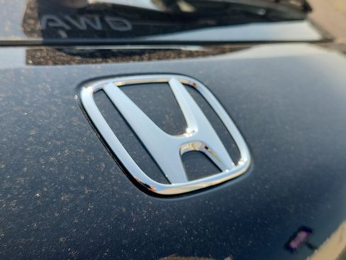 Used 2025 Honda HR-V LX image 29