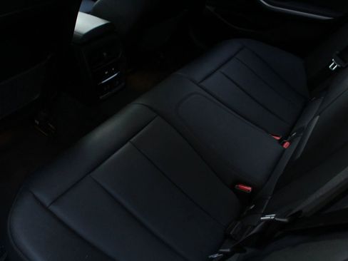 Used 2020 BMW 330i xDrive Sedan w/ Convenience Package AWD/4WD image 17