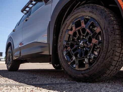 New 2026 Mitsubishi Outlander AWD image 15