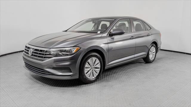 Used 2020 Volkswagen Jetta S w/ Driver Assistance Package FWD image 2