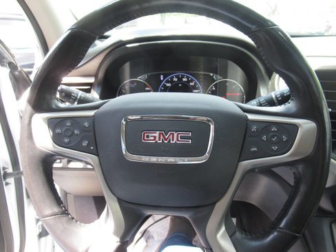 Used 2022 GMC Acadia Denali w/ Denali Ultimate Package AWD/4WD image 33