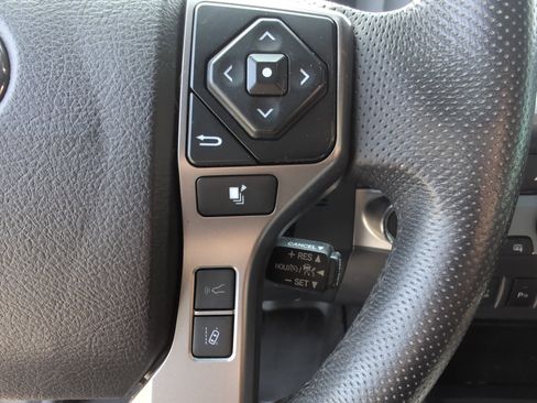 Certified 2022 Toyota Tacoma Limited image 19