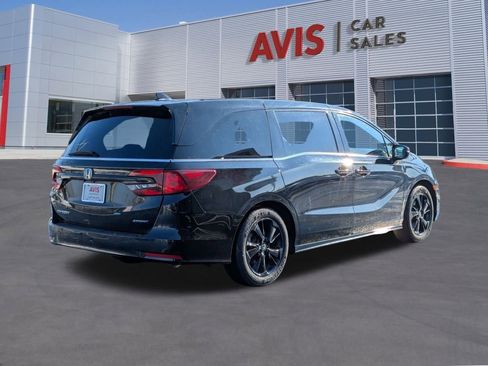 Used 2024 Honda Odyssey Sport image 6