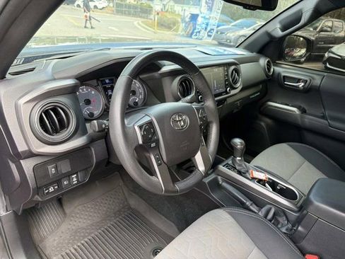 Certified 2023 Toyota Tacoma TRD Off-Road image 12
