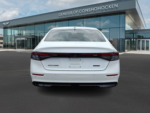 Used 2023 Honda Accord EX-L image 5