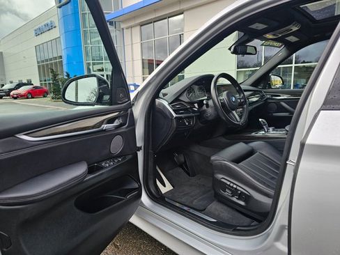 Used 2018 BMW X5 xDrive40e image 18