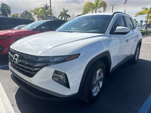 Used 2024 Hyundai Tucson SEL FWD image 1