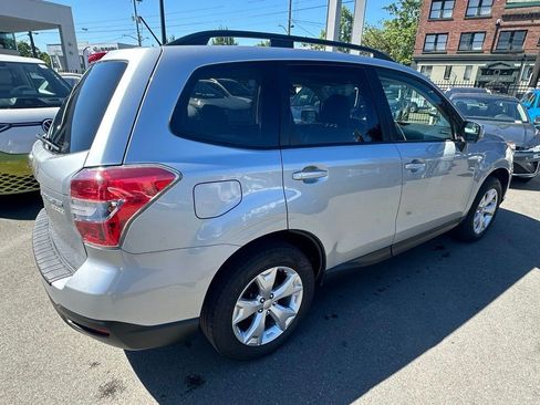 Used 2014 Subaru Forester 2.5i Premium w/ Popular Package #2 AWD/4WD image 6