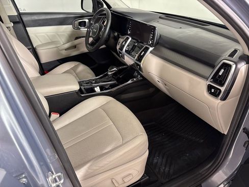 Used 2023 Kia Sorento SX AWD/4WD image 15