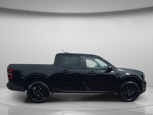 New 2025 Ford Maverick XLT w/ XLT Luxury Package AWD/4WD image 36