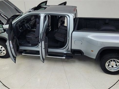 Used 2024 Chevrolet Silverado 3500 High Country image 85